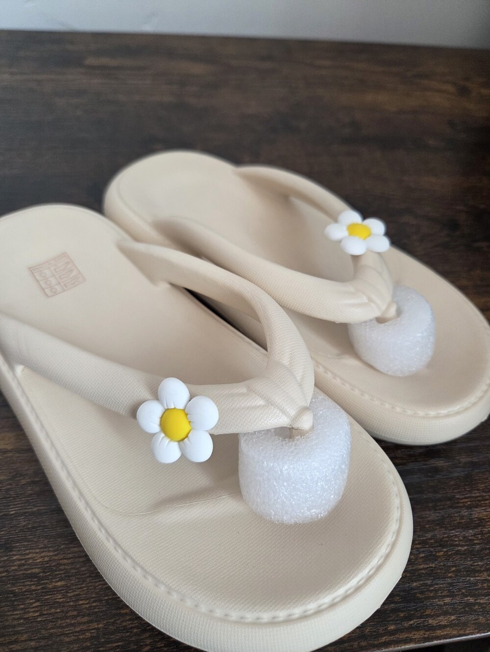 NEW Jelly Thong Sandals Cushion Vacation Beach Travel Flower Aloha Youth Kid 1.5